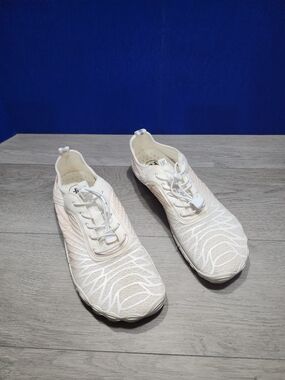 HF Women’s Lorax Pro Barefoot White & Pink EU Size 10 Hiking \ Walking Shoes